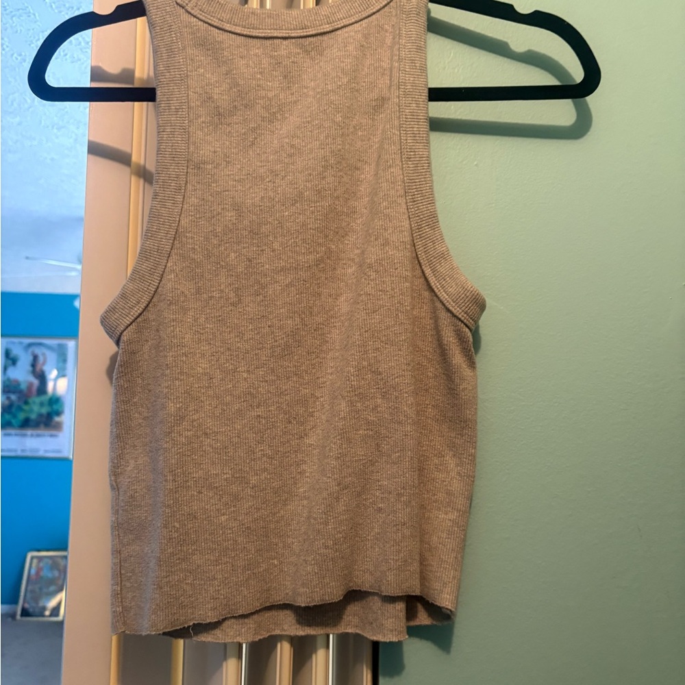 Gray Ribbed Tank Top - Picture 2 of 3